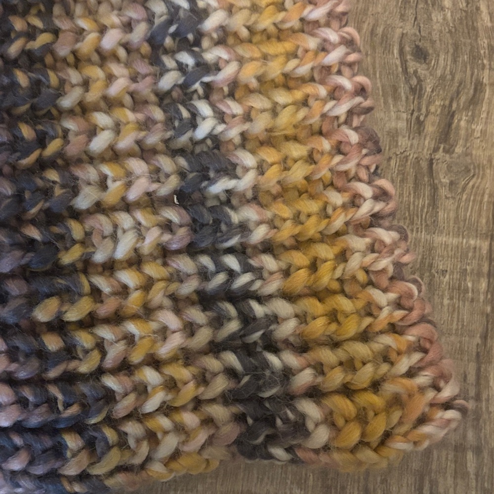Multicolor Knit Scarf - Picture 5 of 11